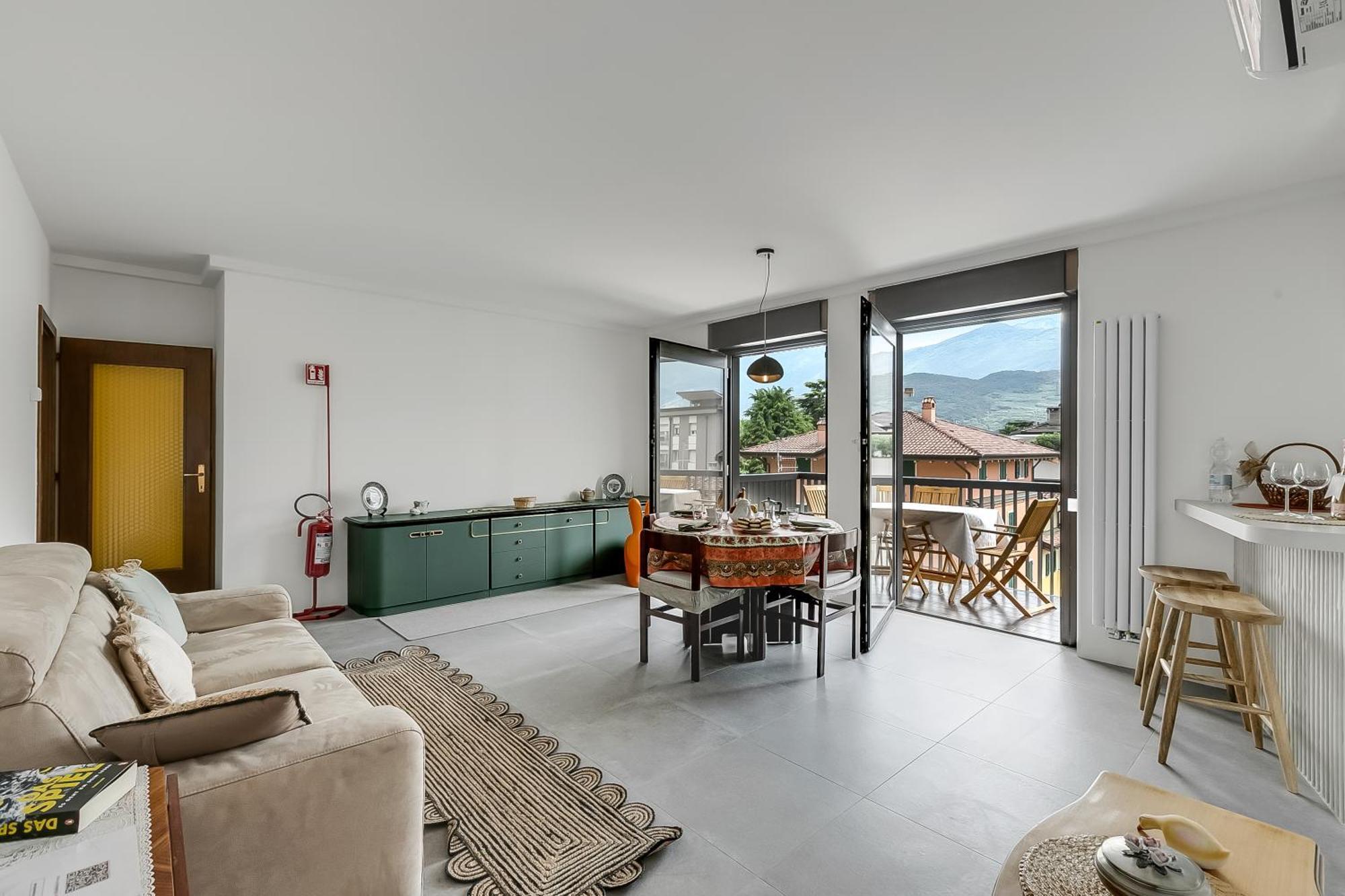Appartamento Amy - Happy Rentals Riva del Garda Exterior photo